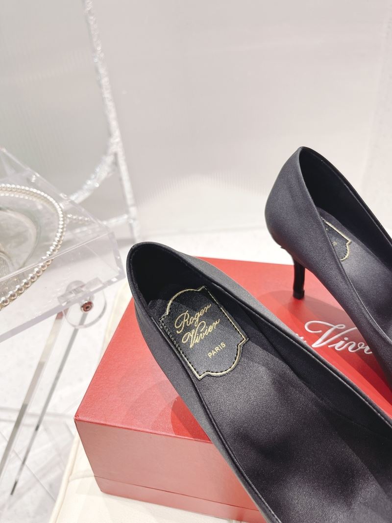 Roger Vivier flat shoes